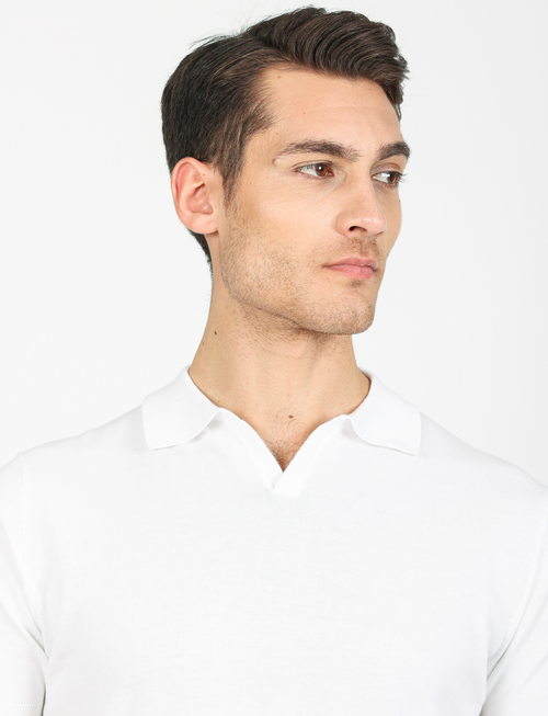 Polo a V in cotone leggero