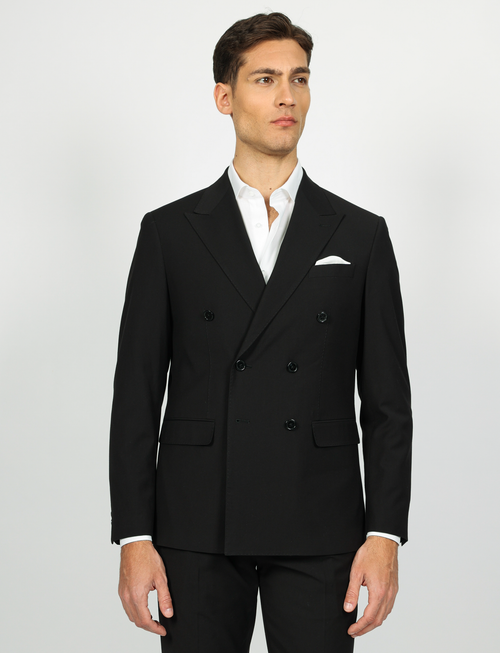 Abito doppiopetto con revers classico
