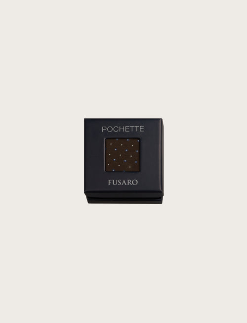 Pochette in seta fantasia pois regolare