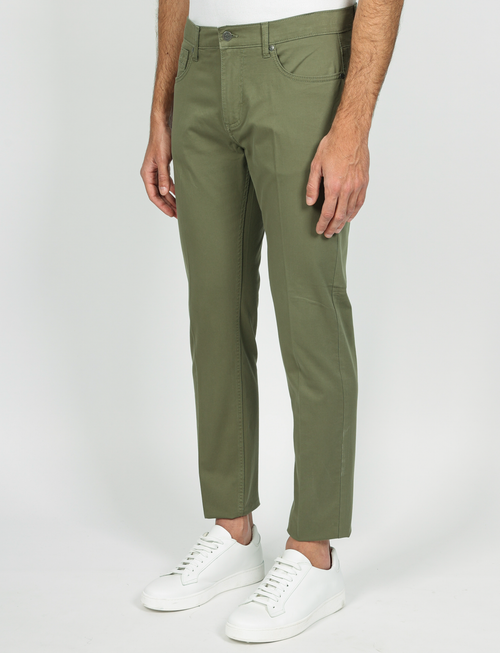 Pantaloni cinque tasche in raso di cotone