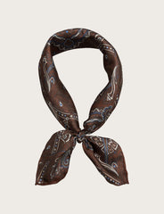 Foulard in seta fantasia cachemire su fondo moro