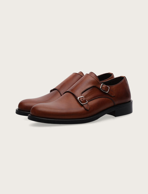 Scarpe doppia fibbia in pelle con tacco in cuoio