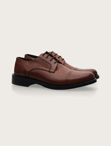 Scarpe derby stringate in pelle
