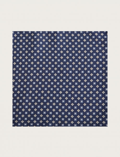 Foulard in seta multi fantasia quattro lati