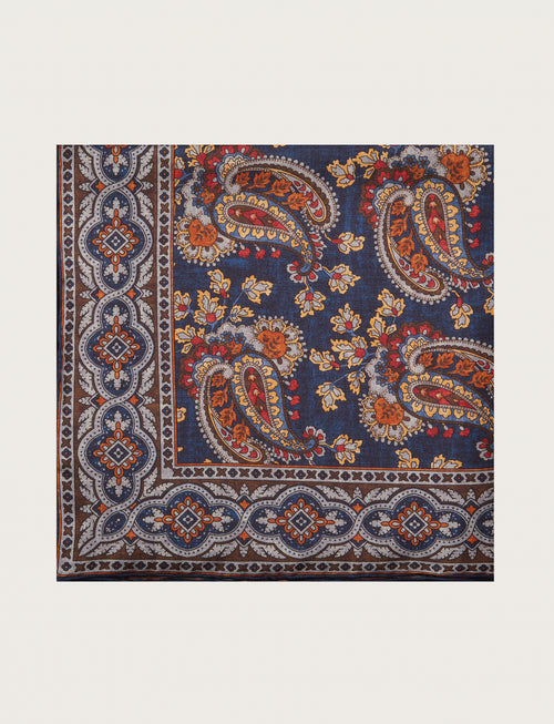 Foulard in seta fantasia paisley floreale
