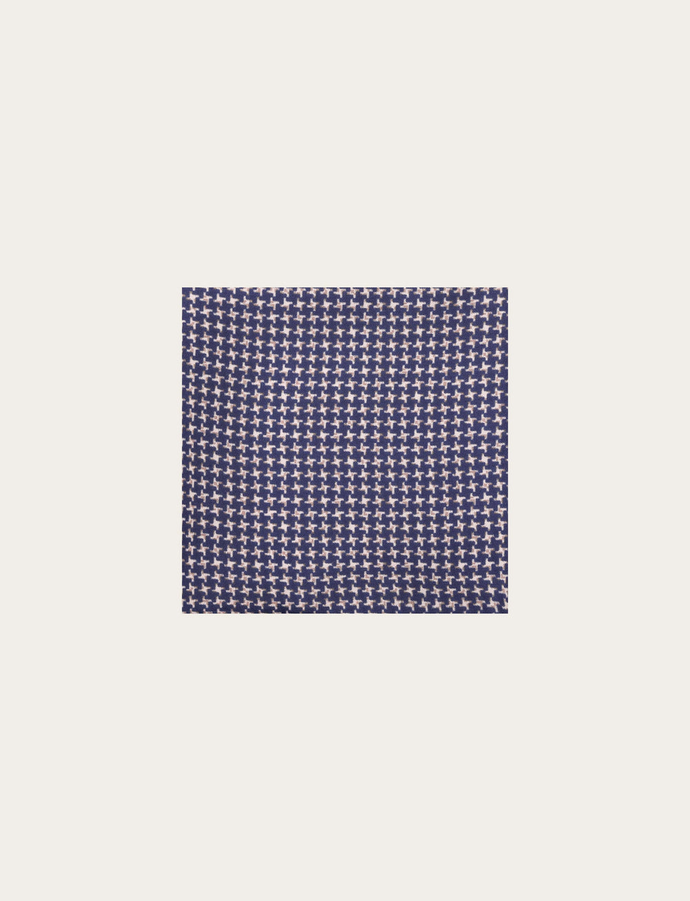 Blue silk clutch bag with micro geometric pattern 