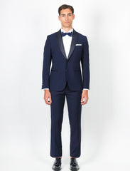 Abito smoking con collo sciallato in raso