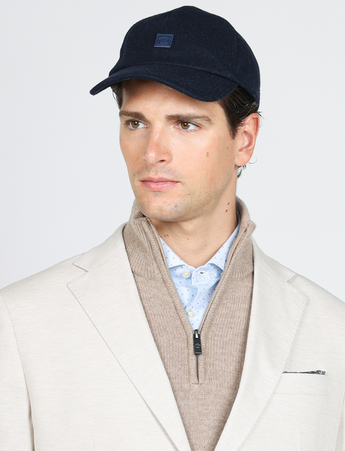 Cappello in flanella