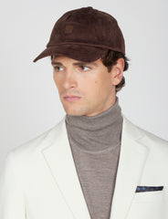 Cappello in alcantara