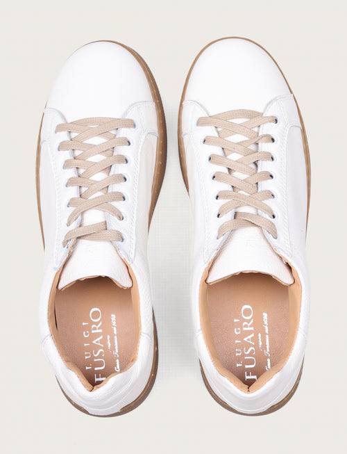 Sneakers in pelle bottalata con suola in gomma