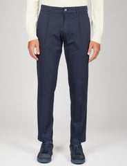 Pantaloni in cotone diagonale con pinces