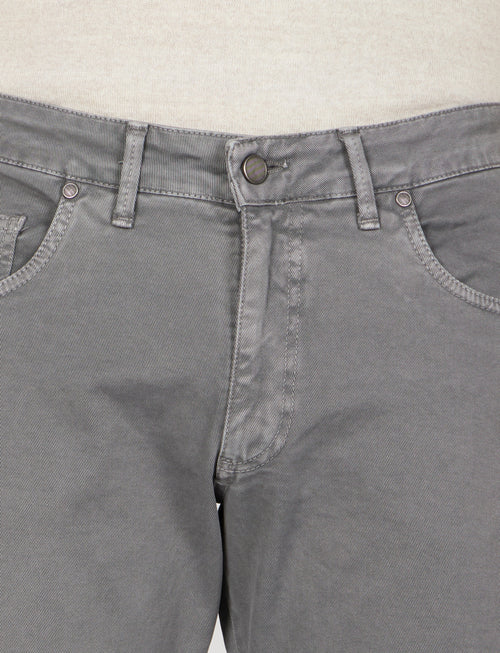 Pantaloni cinque tasche in twill