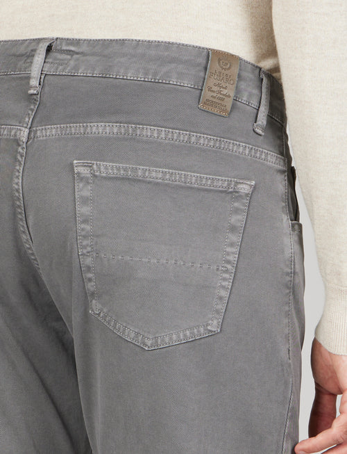 Pantaloni cinque tasche in twill