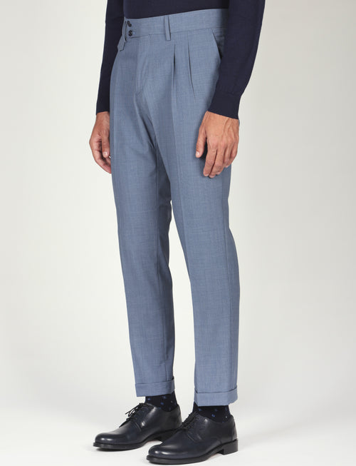 Pantalone tinta unita con pinces in lana
