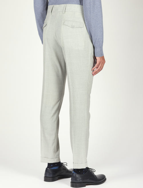 Pantalone tinta unita con pinces in lana