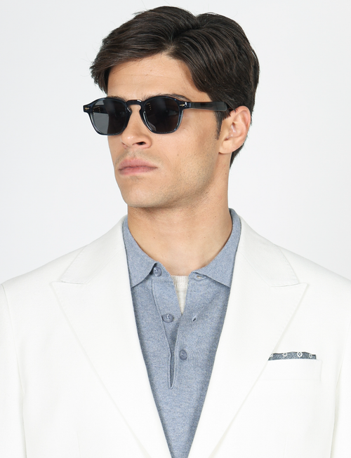 Giacca monopetto in lana con tasche a toppa