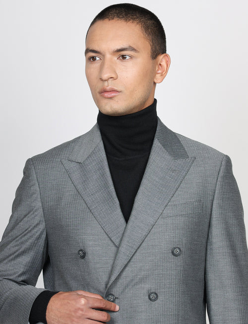 Abito doppiopetto fantasia spigata