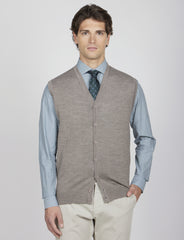 Gilet in lana merinos con bottoni