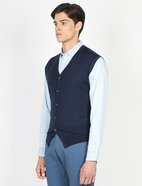 Gilet in lana merinos con bottoni_luigi fusaro