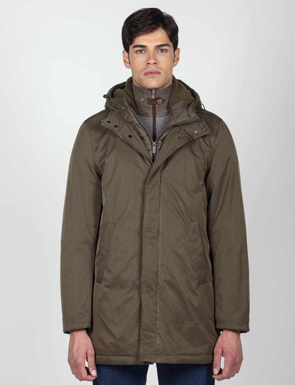 Parka imbottito con pettorina e cappuccio