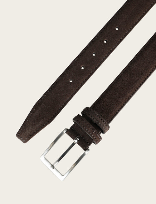 Cintura in pelle scamosciata con fibbia in metallo