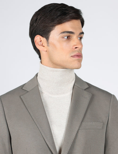 Abito in maglia tinta unita