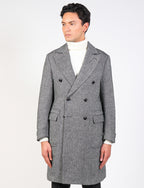 Double-breasted wool coat with herringbone pattern 