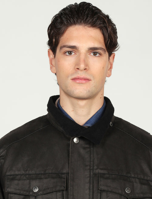 Sahariana tecnica con tasche multiple