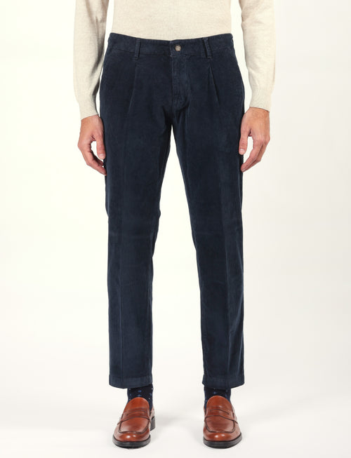 Pantaloni in velluto a coste con pences