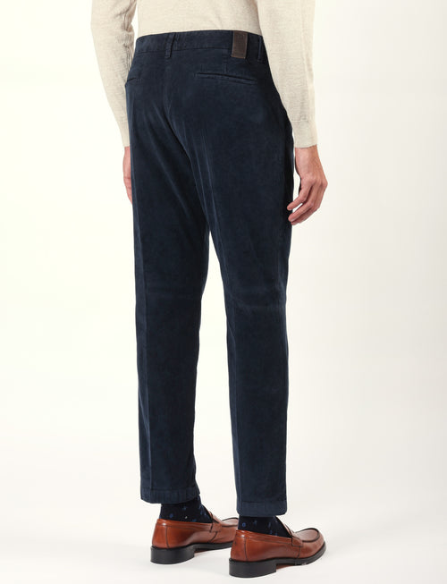 Pantaloni in velluto a coste con pences