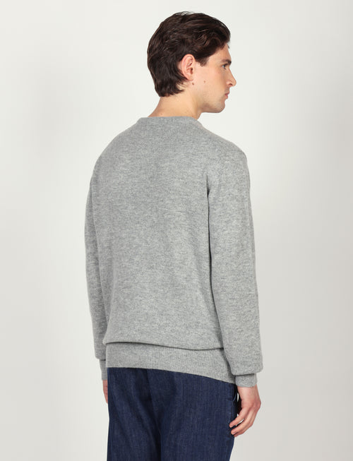 Maglia girocollo tinta unita in lana lambswool |Colore:Grigio medio