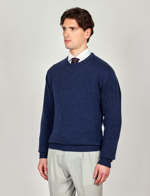 Maglia girocollo tinta unita in lana lambswool |Colore:Bluette