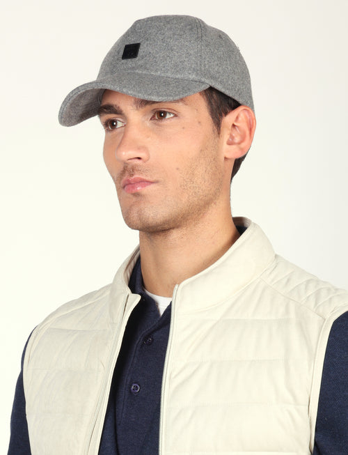 Cappello in flanella