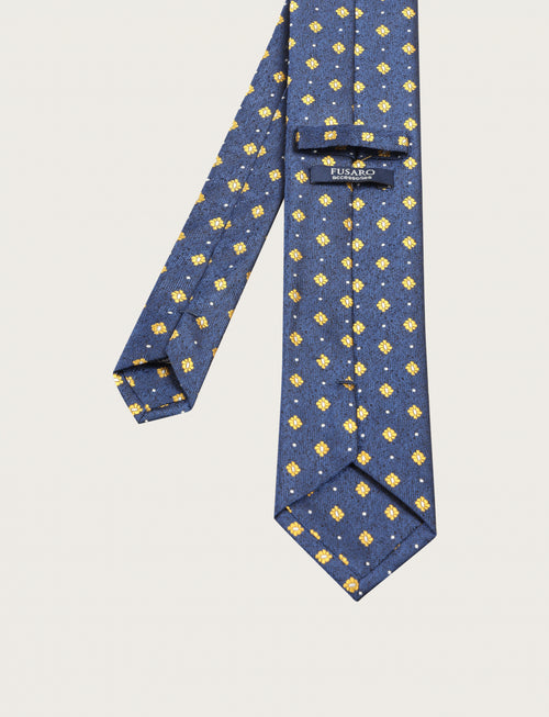 Cravatta in seta fantasia geometrica a micro motivo