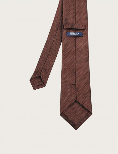 Cravatta in seta con micro fantasia geometrica