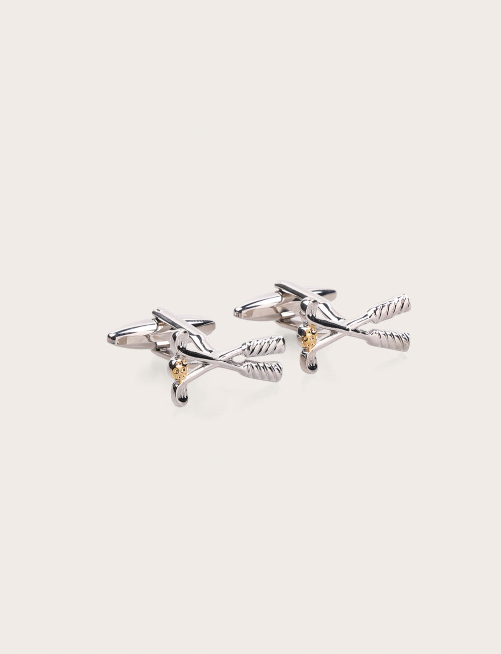 Gemelli da camicia con mazze da golf incrociate