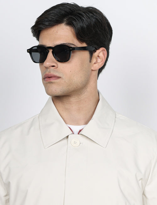 Trench in tessuto tecnico