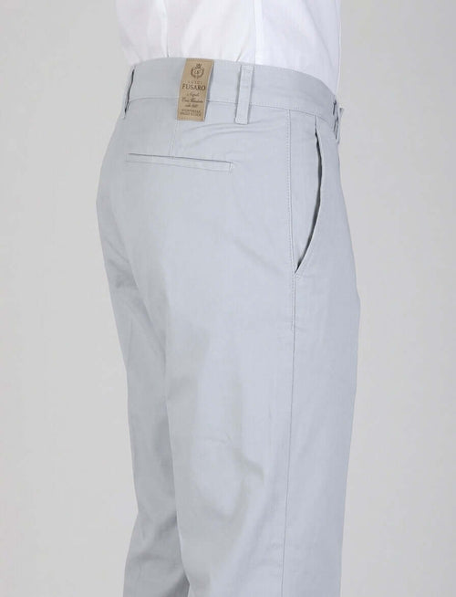 Pantaloni con pinces in cotone elasticizzato luigi fusaro