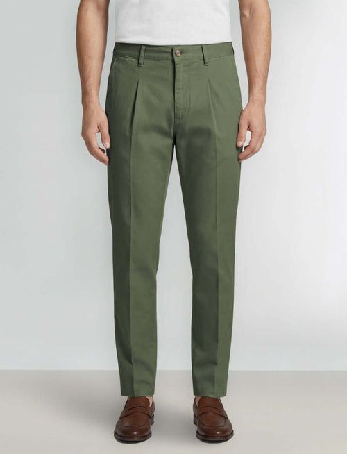 Pantaloni con pinces in cotone elasticizzato luigi fusaro