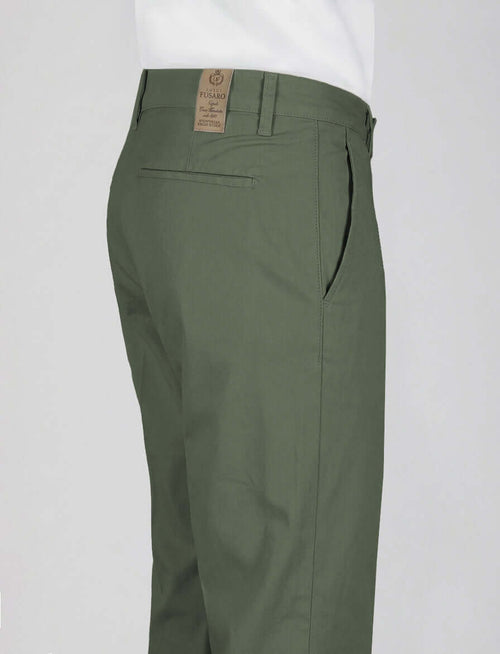 Pantaloni con pinces in cotone elasticizzato luigi fusaro