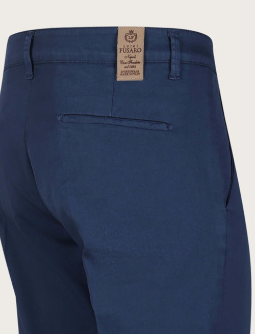 Pantaloni con pinces in cotone elasticizzato luigi fusaro