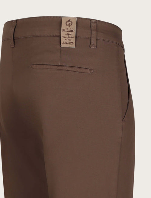 Pantaloni con pinces in cotone elasticizzato luigi fusaro
