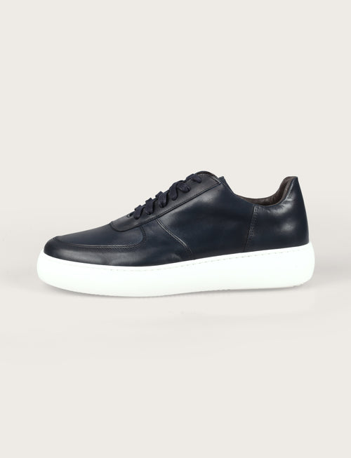 Sneakers in pelle casual con suola in gomma