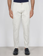 Pantaloni con pinces in cotone elasticizzato |Colore:Panna