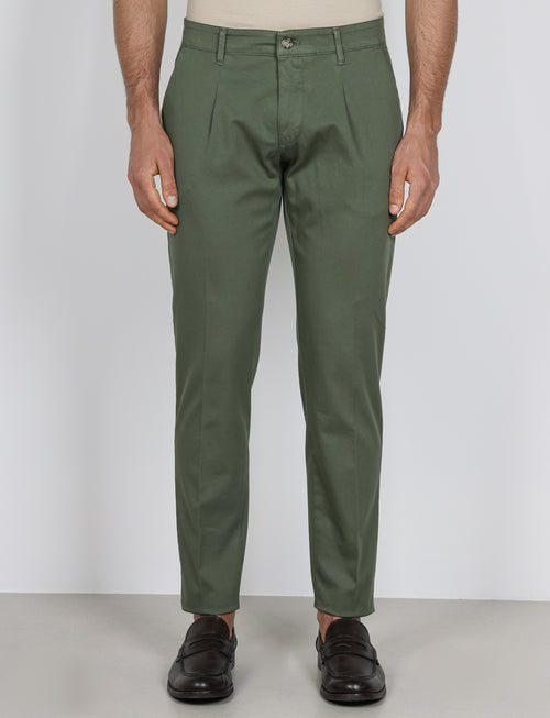 Pantaloni con pinces in cotone elasticizzato |Colore:Salvia