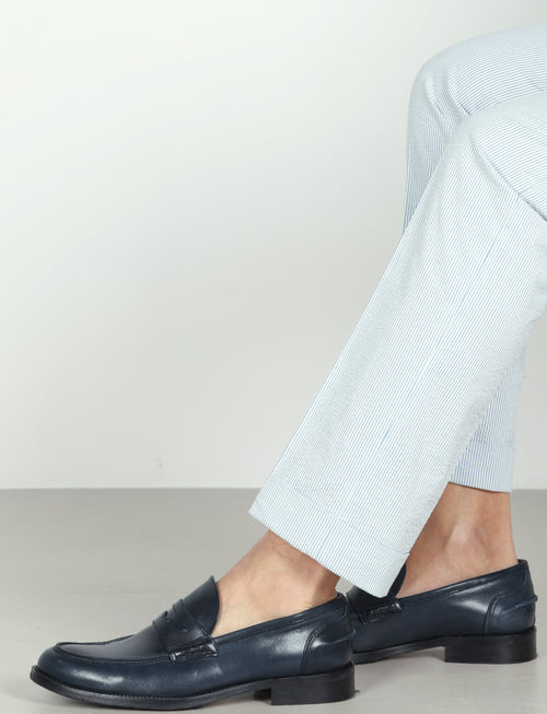 Pantaloni a righe in cotone goffrato con pinces |Colore:Celeste