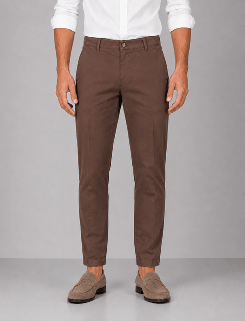 Pantaloni chino in cotone elasticizzato |Colore:Moro