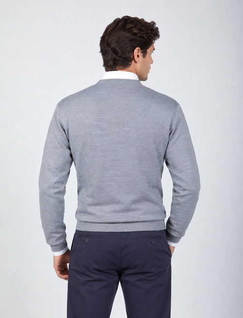 Maglia girocollo in lana merinos |Colore:Grigio medio
