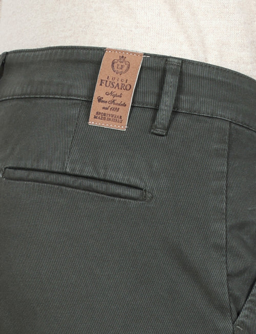 Pantaloni con pinces in cotone |Colore:Verde militare