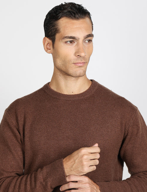 Maglia girocollo in lana lambswool |Colore:Moro